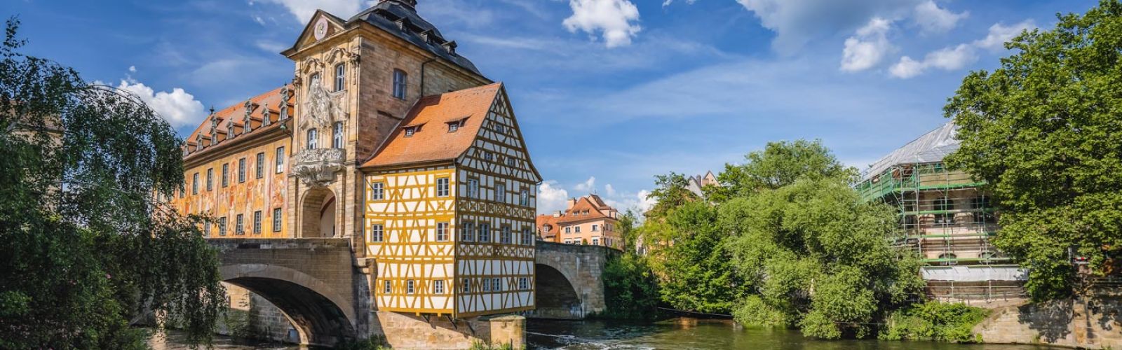 Fall in Love with Commune